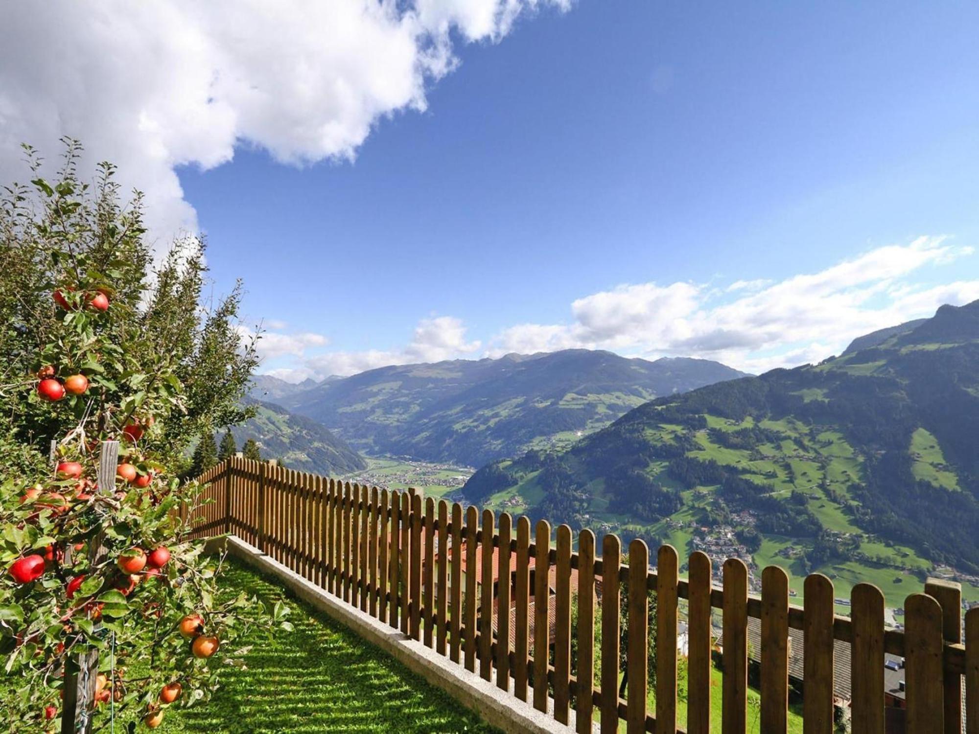 Apartment In Hippach Im Zillertal In The Mountains Muhlen  Exteriör bild