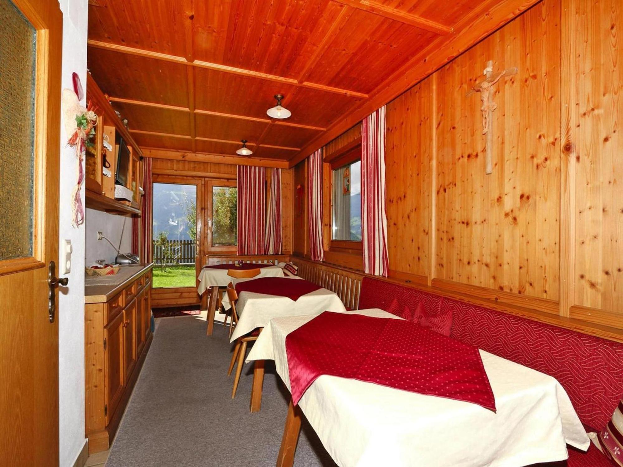 Apartment In Hippach Im Zillertal In The Mountains Muhlen  Exteriör bild